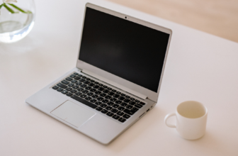 Not sure which laptop to buy in 2026? Learn how to compare MacBooks and budget laptops, understand specs, and choose the right device for your needs.