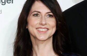 MacKenzie Scott says her college roommate loaned her $1,000 so she wouldn’t have to drop out—and is now inspiring her to give away billions