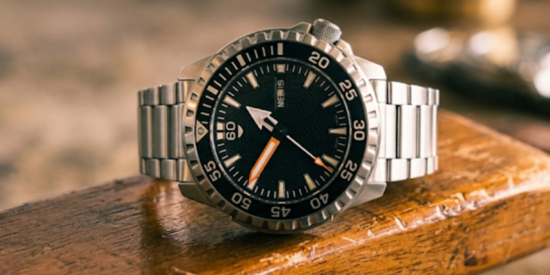 From Wrist to Neckline: How to Layer Watches & Jewelry Like a Style Expert in 2026